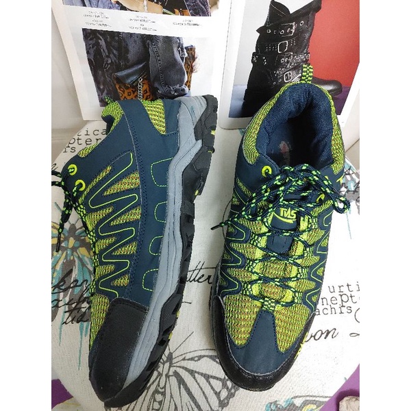 Giày thể thao nam 26,5 cm size 42 si