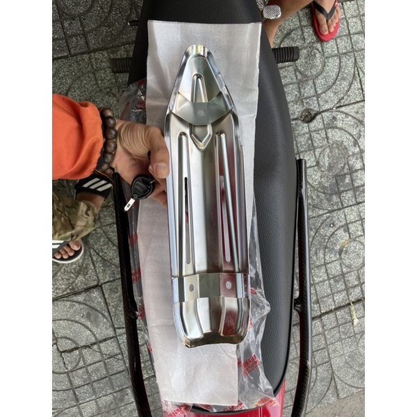 vỹ sắt bô exciter 135 5s