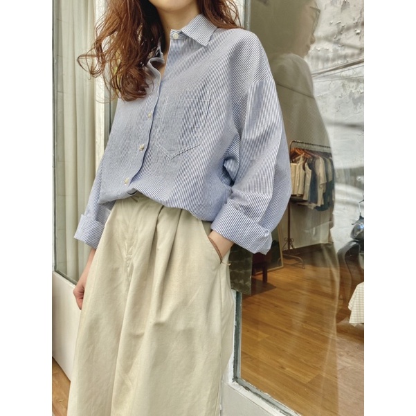 Áo sơmi form suông rộng tay dài