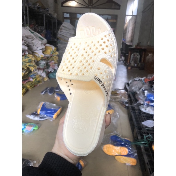 Dép tổ ong Sịn Thái