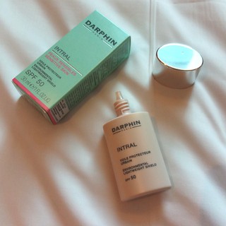 Kem chống nắng Darphin Intral Environmental Lightweight Shield SPF 50 30ml