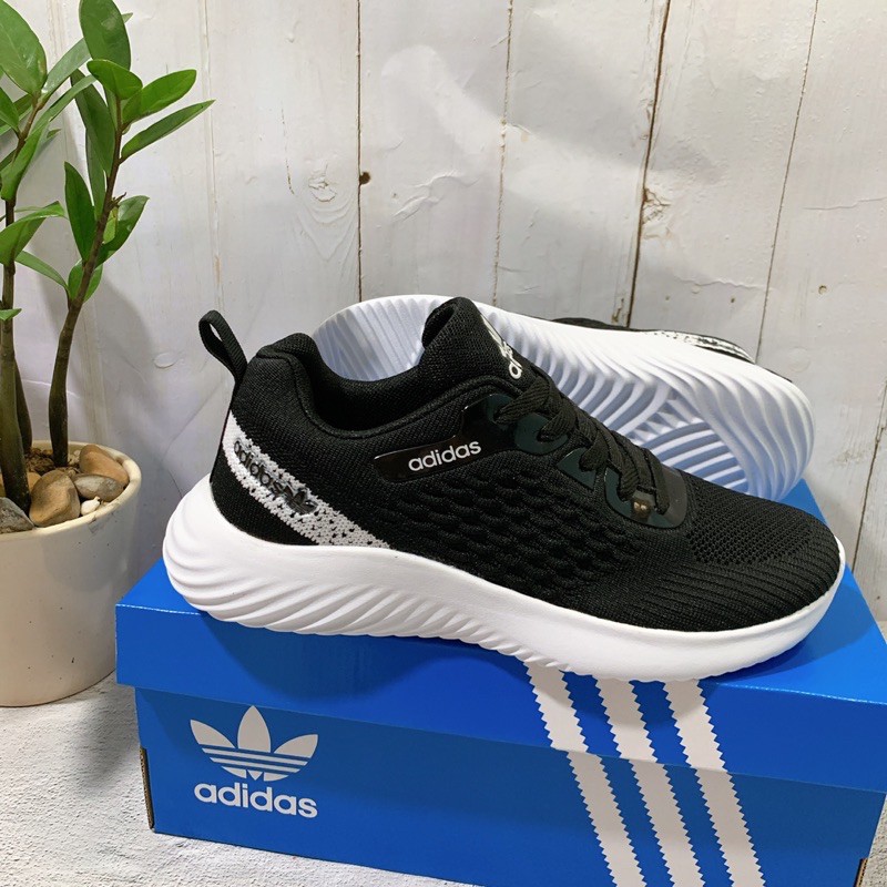 Giày nam thể thao đen nhẹ êm bền - Chuẩn 554