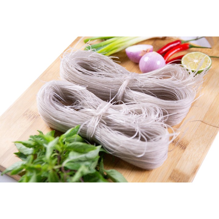 500gr Miến dong cao cấp Gió Xuân siêu sạch và dai không vụn.