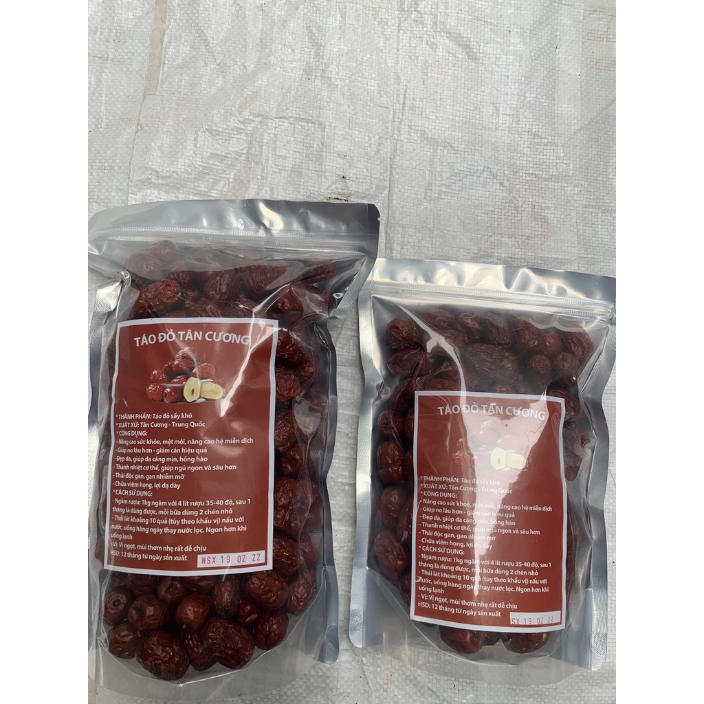 Táo đỏ tân cương , trà táo đỏ, ăn rất ngọt và chắc thịt, hầm, nấu chè, bồi bổ sức khỏe