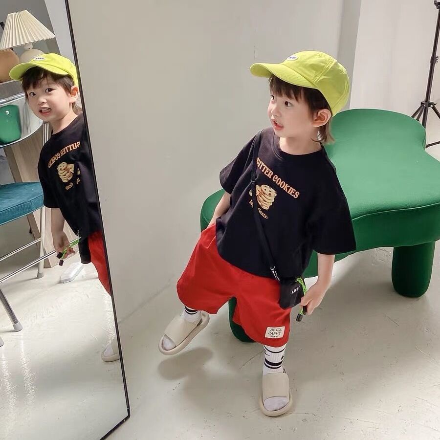 Bộ Đồ Thể Thao Áo Thun Tay Ngắn Phối Quần short Dáng Rộng Cá Tính Cho Bé Trai