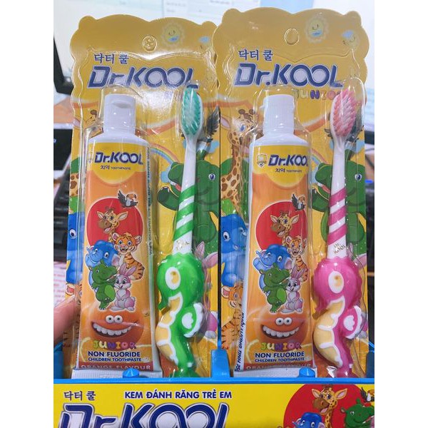 KEM ĐÁNH RĂNG DR.KOOL  TẶNG KÈM BÀN CHẢI CÁ NGỰA SIÊU XINH CHO BÉ