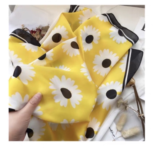 Khăn turban vuông lụa hoa cúc 70cm - Maben