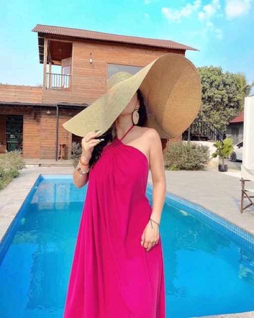 Mũ cói vành siêu rộng