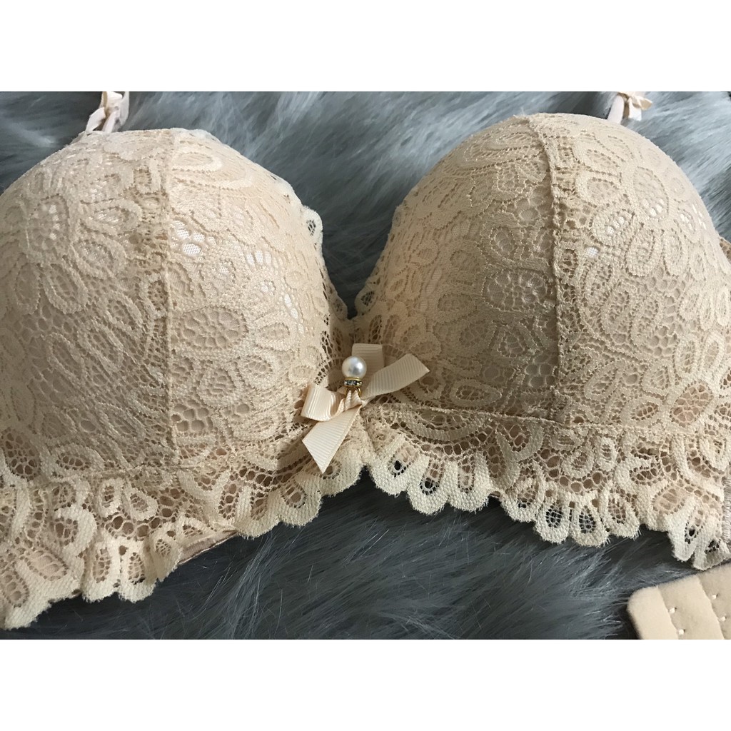 Áo Lót Không Gọng Nâng Ngực Đệm 3cm B383