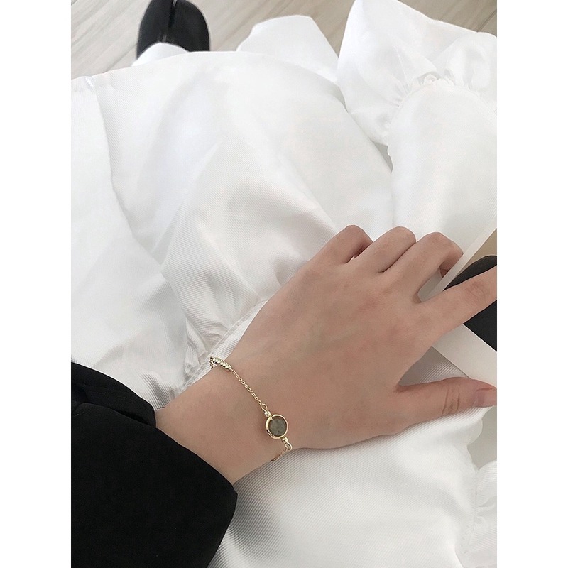 Vòng tay mạ vàng đính hạt đá pha lê tinh tế dành cho nữ