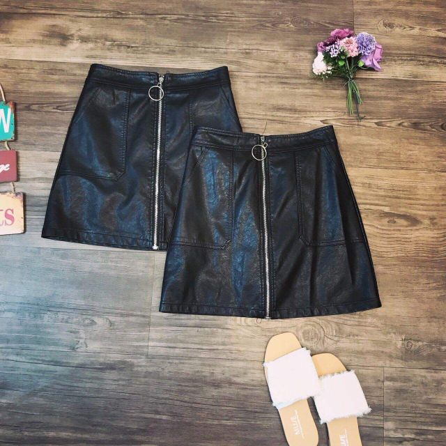 Chân váy da khoá đồng