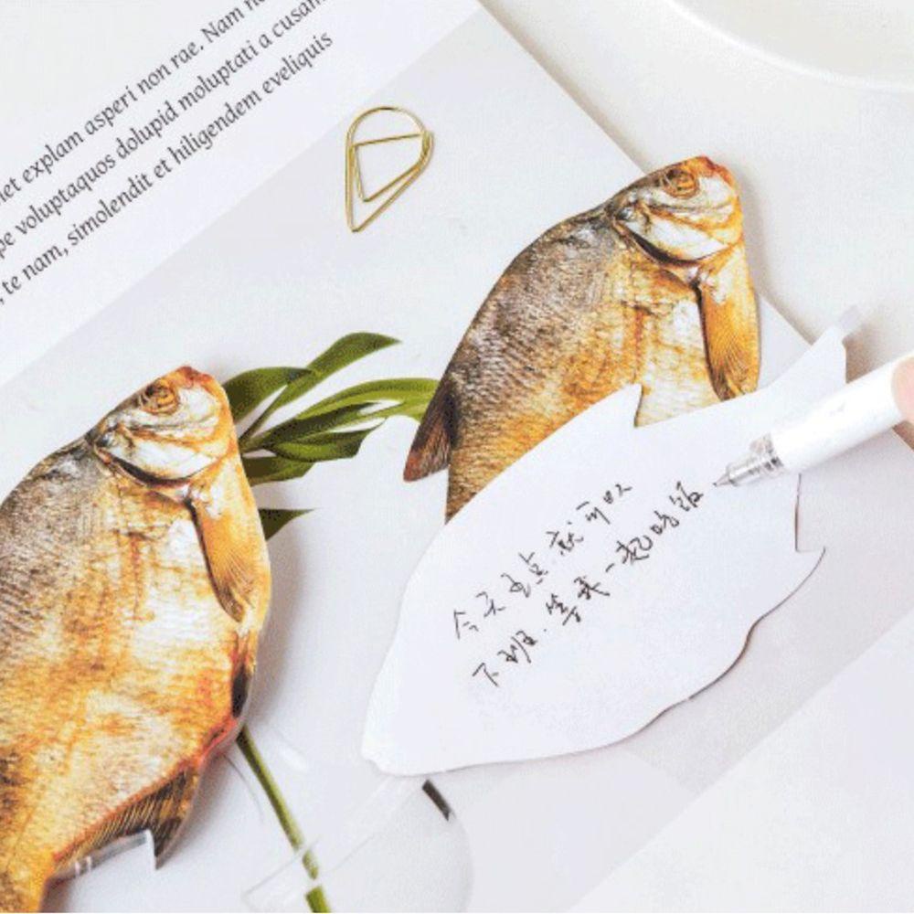 Set 50 Giấy Ghi Chú Tự Dính Hình Cá Dễ Thương Phong Cách Nhật Bản