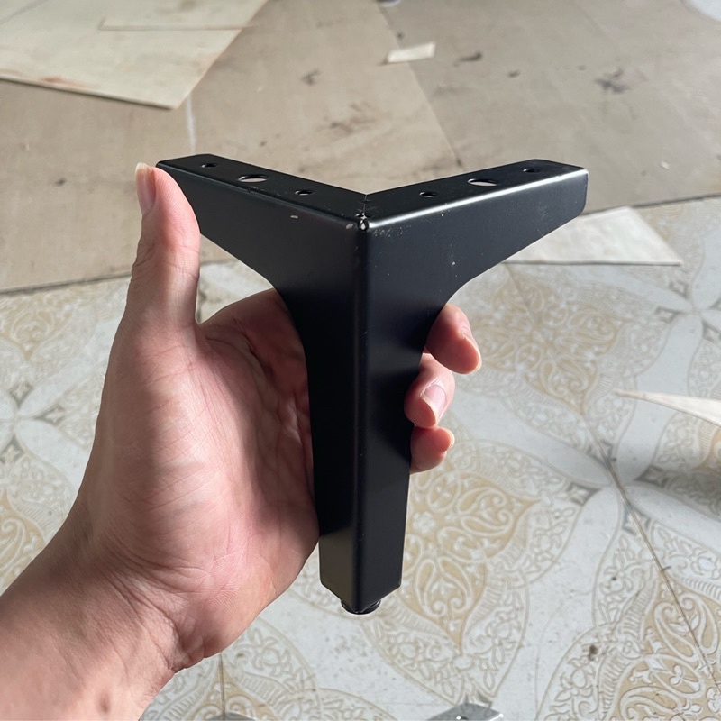 Chân ghế sofa 3 góc vuông