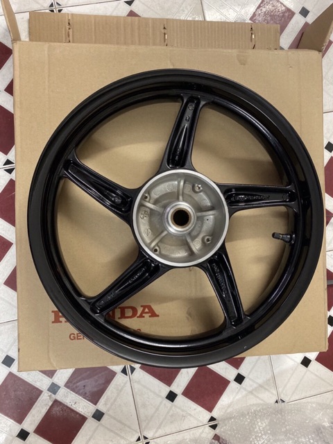 Mâm bánh sau zin Sh ý 2012