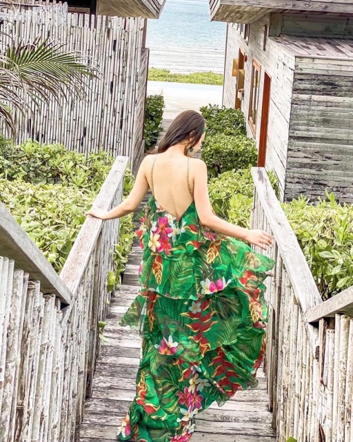 Mãi hoa voan tơ nhiều tầng