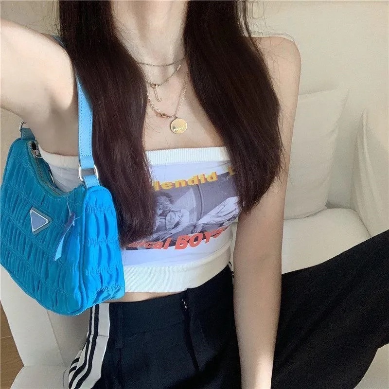 Áo Quây Croptop Nữ Màu Đen Trắng Chất Cotton Siêu Co Dãn Mặc Đi Tập Thể Thao Sexy Phong Cách Bụi Đường Phố