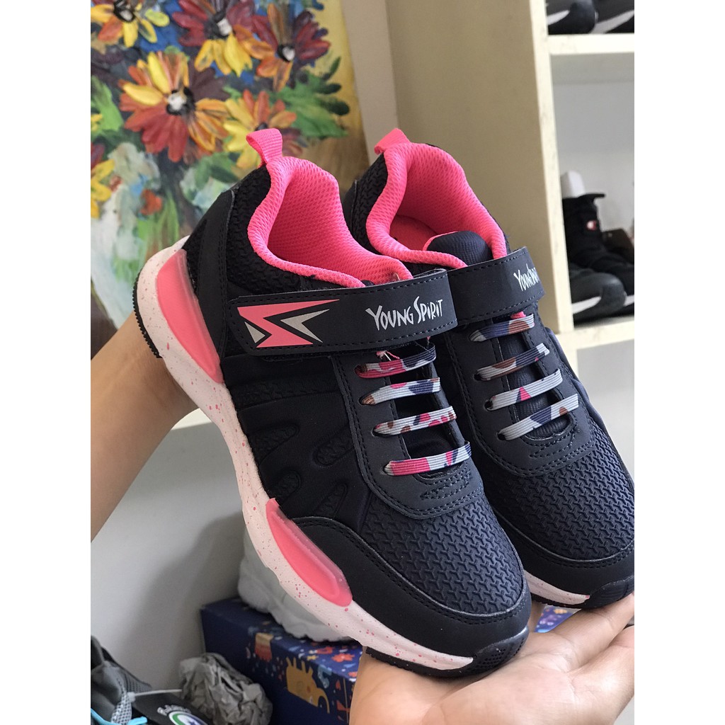 Giày Thể Thao Young Spirrit  Đen Phối Hồng Bé Gái Êm Nhẹ,Đế GIày Chống Trơn Trượt Tốt Phù Hợp Cho Các Bé Di Chơi,Đi Học