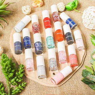 Sơn móng tay innisfree