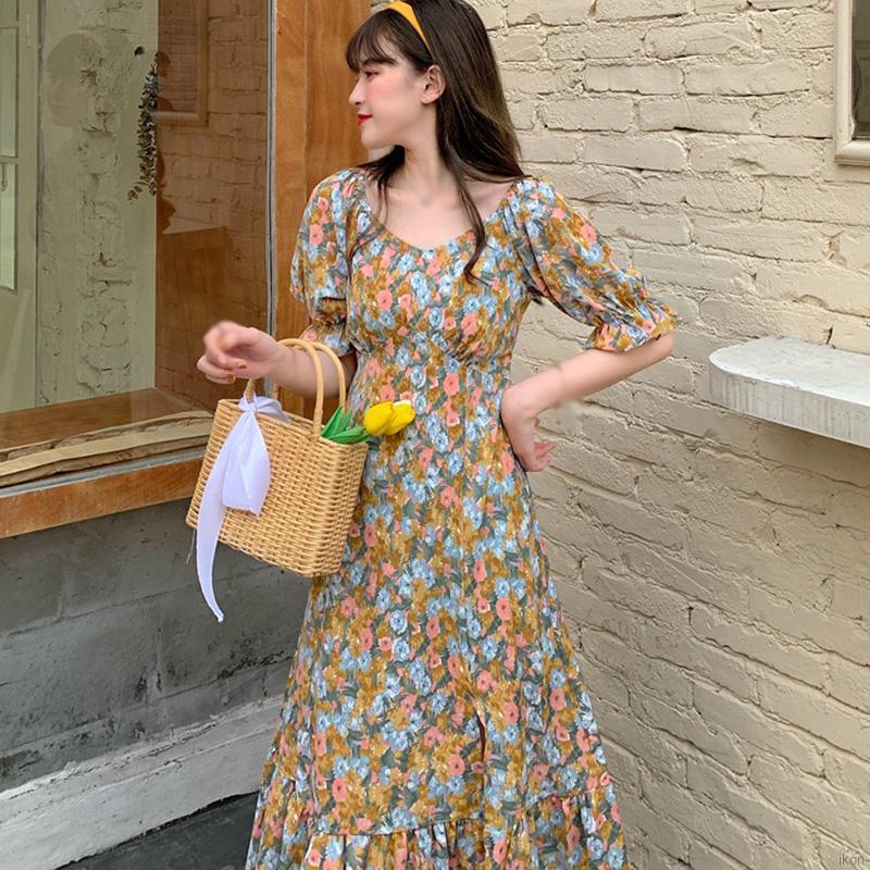 Đầm Hai Dây Họa Tiết Hoa Thiết Kế Xẻ Tà Quyến Rũ