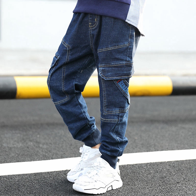 Quần jeans cho bé trai thời trang năng động