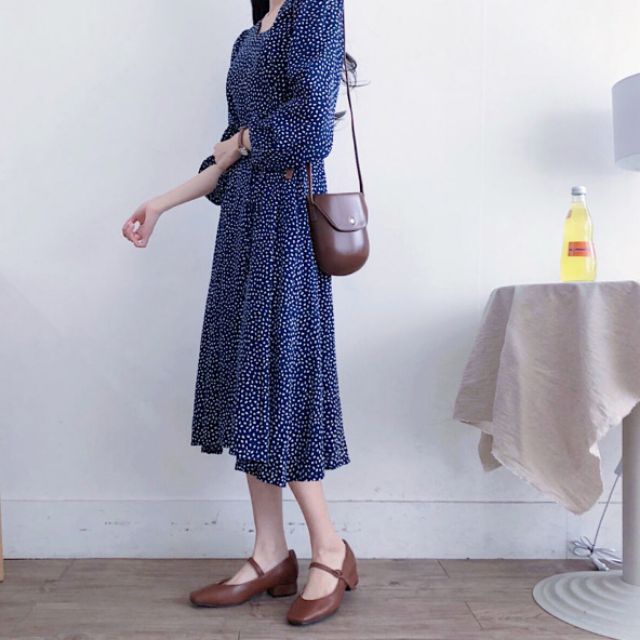 Đầm tiểu thư tay dài chấm bi nơ lưng