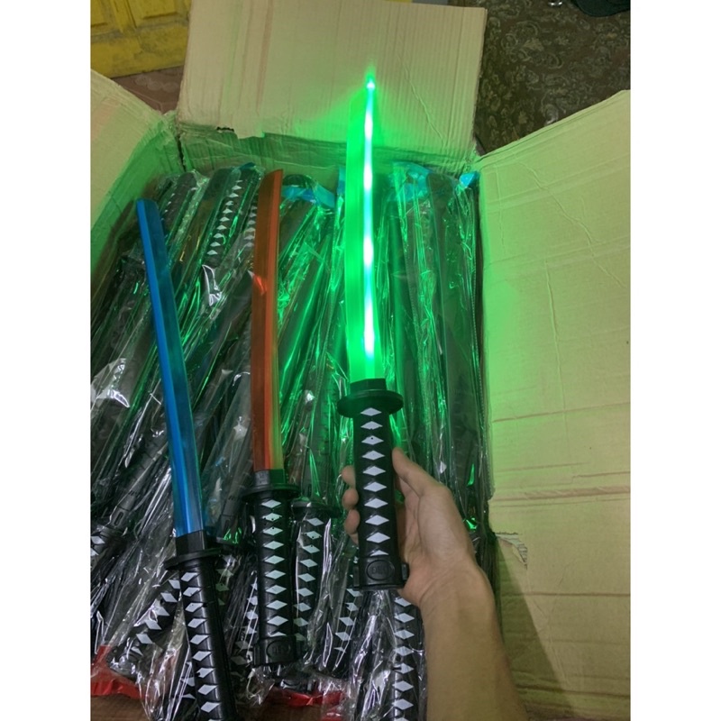 Đồ chơi kiếm phát sáng Katana