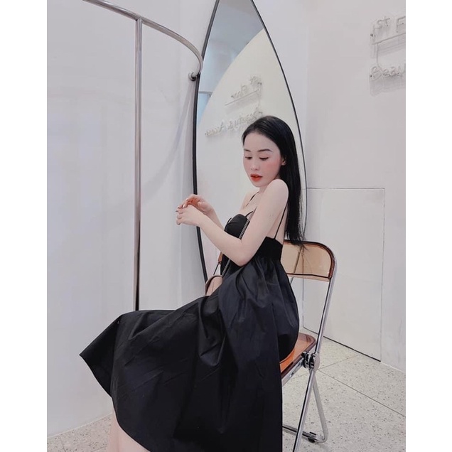 Đầm dây cổ tim xoè