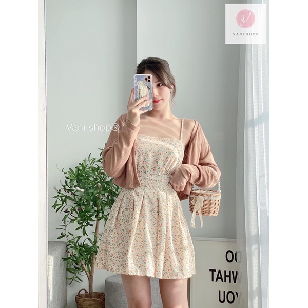 SET Đầm 2 dây hoa nhí tùng xòe kèm Áo khoác màu nâu NÀNG CLOSET