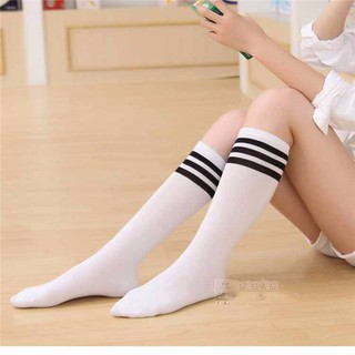 Vớ gối nữ trắng sọc đen - Tất gối ngang bắp chân