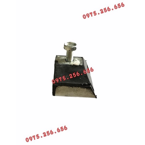 Chân Treo số/Chân máy 130 vát phụ tùng ô tô phụ tùng Hùng Lỳ
