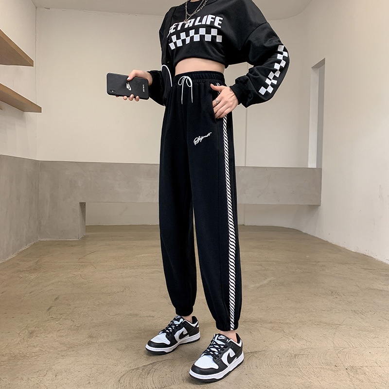 Quần sweatpant IELGY dáng rộng lưng cao in họa tiết màu xám phong cách đường phố thời trang cho nữ