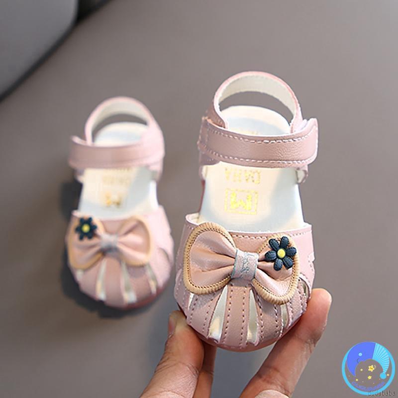 Giày Sandal Đính Hoa Xinh Xắn Đế Chống Trượt Cho Bé Gái