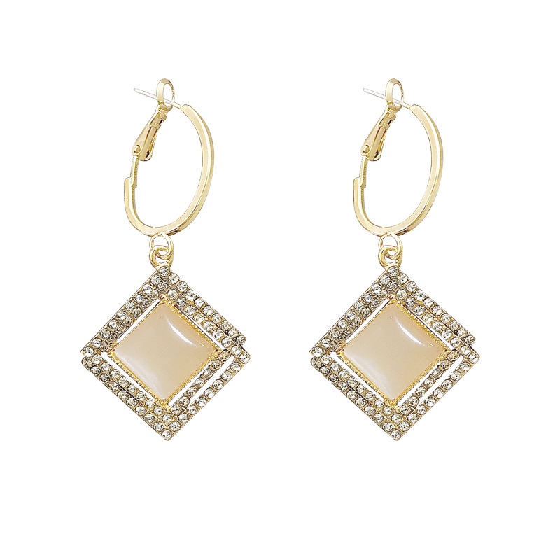 Khuyên Tai Hình Vuông Đính Đá Tua Rua Thời Trang