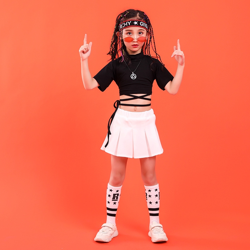 Bộ trang phục biểu diễn phong cách hip hop dành cho bé