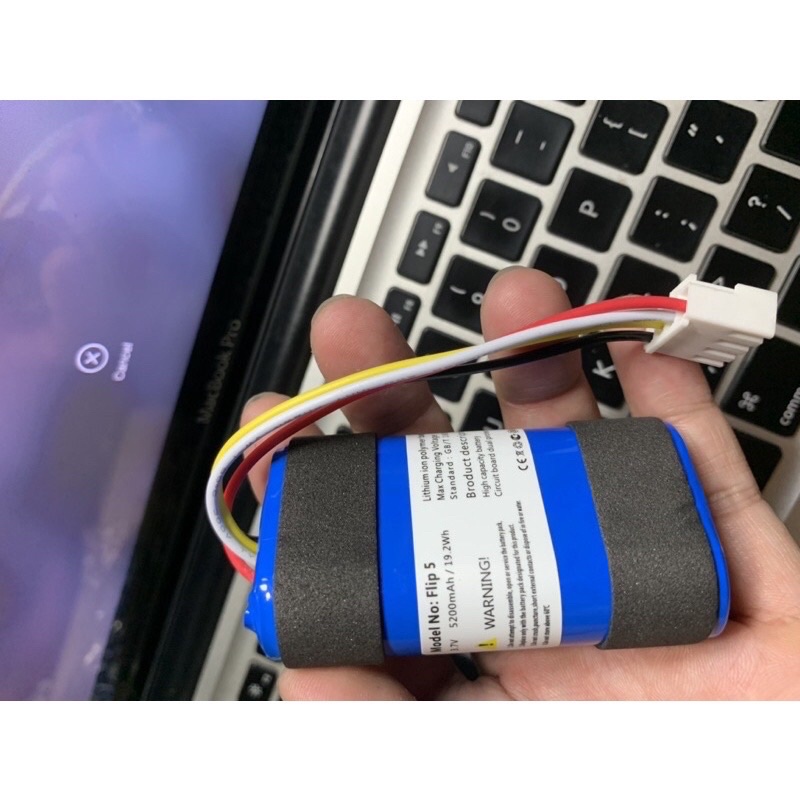 Thay pin Jbl Flip 5. Pin thay cho loa jbl Flip 5 hàng chính hãng. 2mshop