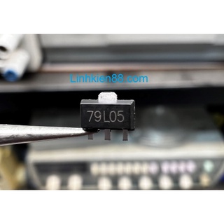 Ic ổn áp nguồn 5v 79l05 0.1a sot-89 chân dán