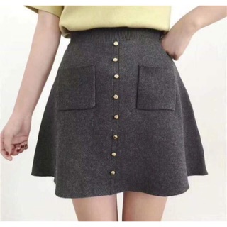 Chân váy nút giữa xoè chữ A chất dày