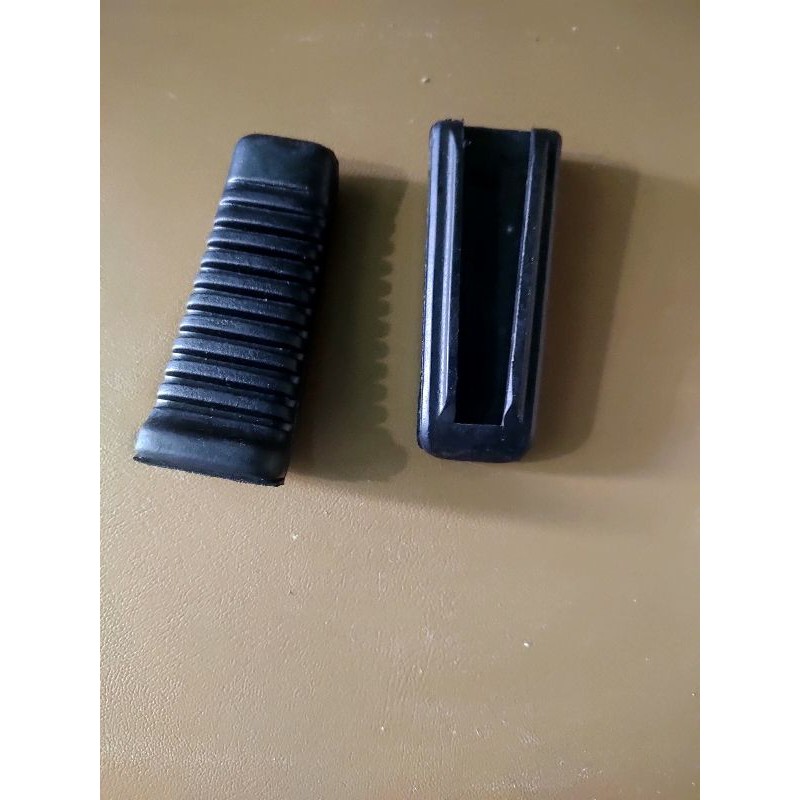 Cặp cao su gác chân sau Hayate