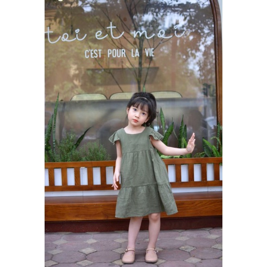 Váy Muslin thiết kế cho bé