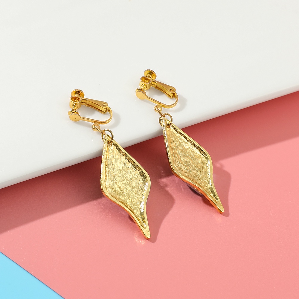 Khuyên tai đính đá pha lê xanh dương hóa trang nhân vật anime Genshin Impact Kaeya Alberich