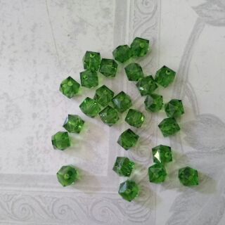 Hạt cườm lục giác 10mm (1 gói 20gr)