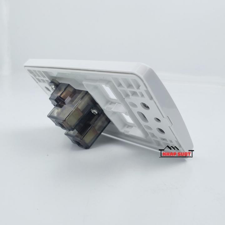 Mặt ổ cắm điện âm tường OKOM Vinakip có màng che  OKOM1