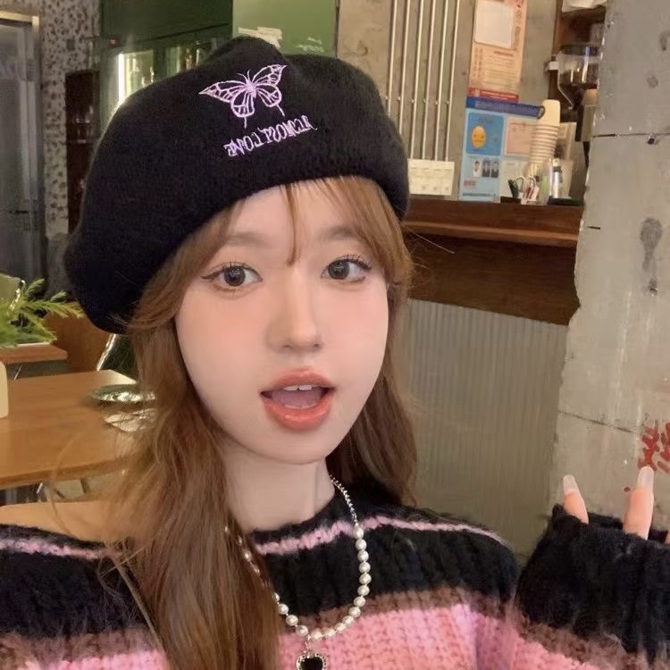 Mũ nồi MG STUDIO vải len thêu họa tiết bướm thời trang