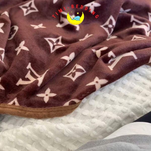 Chăn mền lông tuyết cho bé thương hiệu LV ấm áp, thoáng mát kích thước 1,5x2m – Timibedding