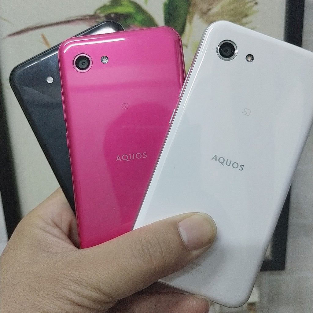 (Dành cho Games Thủ) Sharp Aquos R Compact SHV41 – Smartphone Nhỏ Gọn Có màn hình 120Hz rẻ nhất thế giới | WebRaoVat - webraovat.net.vn