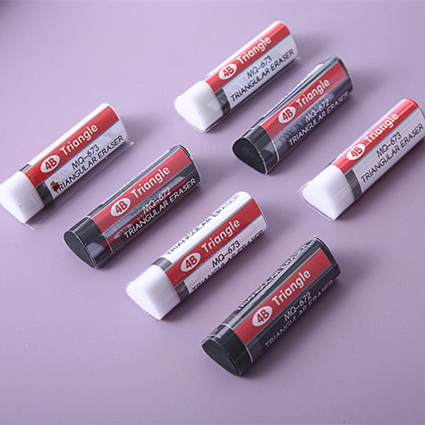 Cục Tẩy Hình Tam Giác Màu Trắng Đen 4B