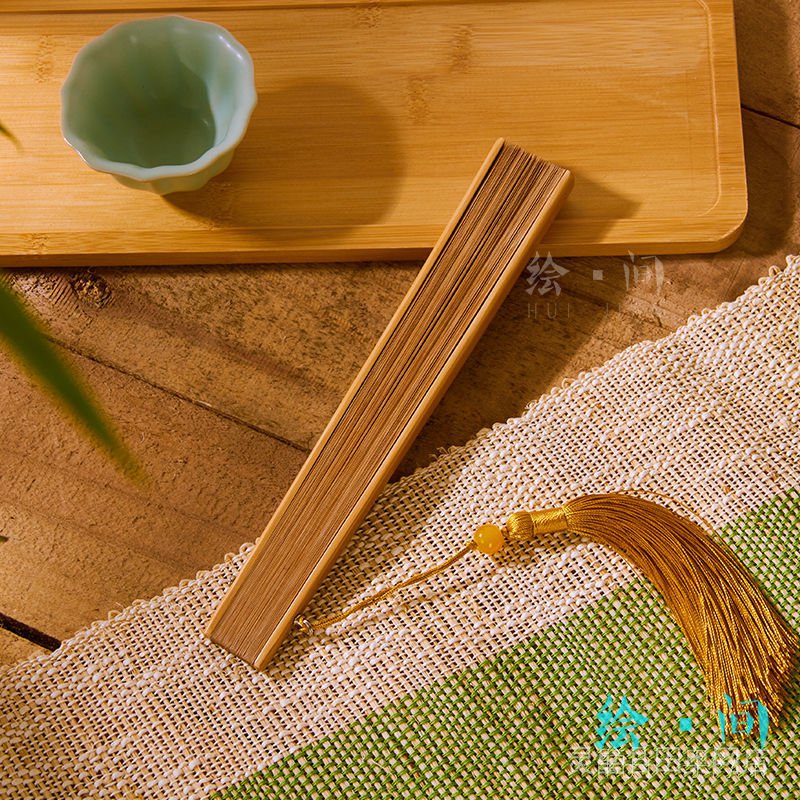 Bai#Quạt Cầm Tay#Quạt Gấp Bằng Tre 18CM 16CM Màu Đen / Xanh Lá / Đỏ