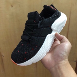 Giày màu đen chấm cam full size 36-43