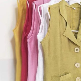 Set bộ Vest vải đũi quần đùi
Cho bé