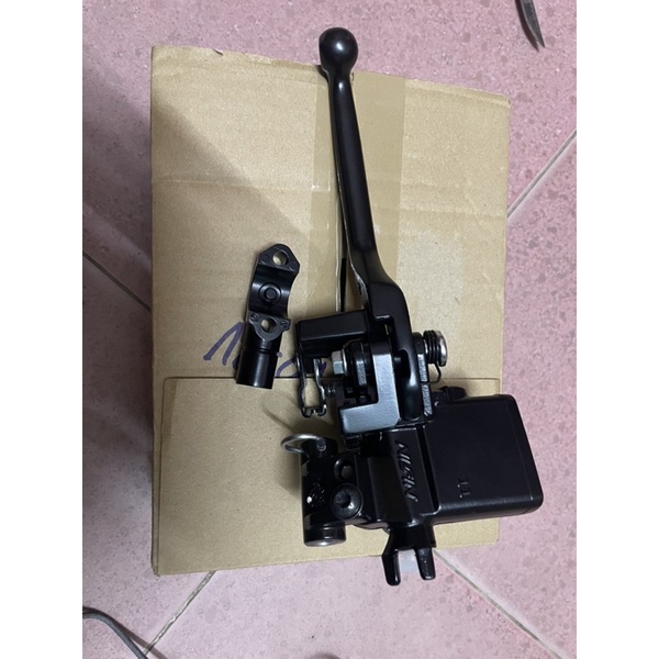 Cùm dầu thắng vario , click 2018 , 2019 nhập khẩu chính hãng honda